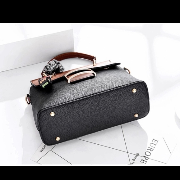 Divinity purse with Shoulder strap. Dark Green/Brown - Picture 7 of 8